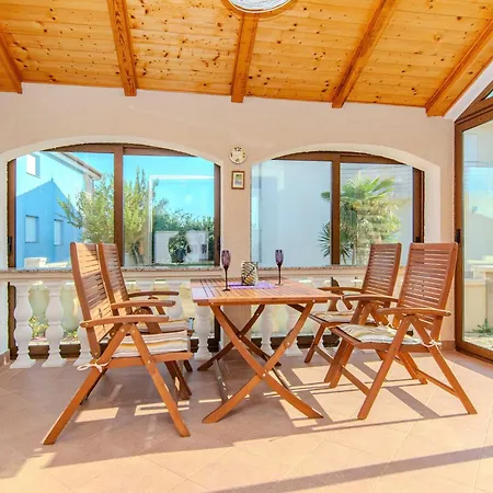 Family Friendly House With A Parking Space Privlaka, Zadar - 23633 Feriehus Privlaka (Zadar)