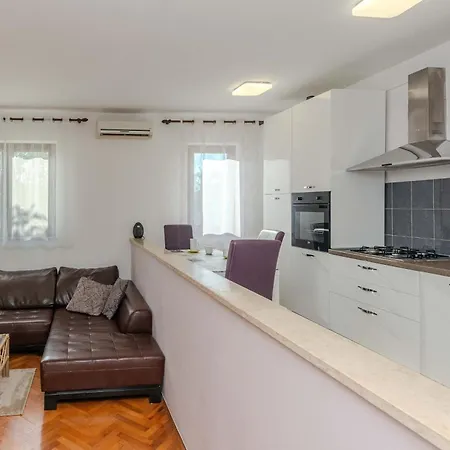 Feriehus Family Friendly House With A Parking Space Privlaka, Zadar - 23633