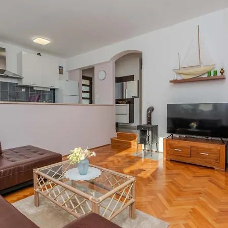 Feriehus Family Friendly House With A Parking Space Privlaka, Zadar - 23633 *