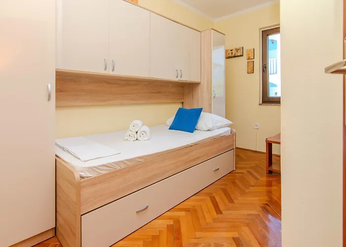 Family Friendly House With A Parking Space Privlaka, Zadar - 23633 Сasa de vacaciones *