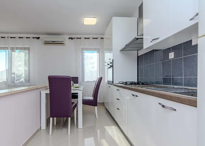 Сasa de vacaciones Family Friendly House With A Parking Space Privlaka, Zadar - 23633 Privlaka (Zadar)